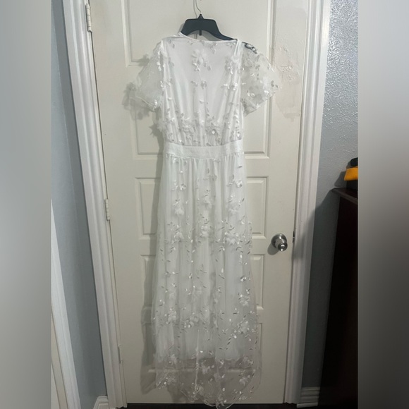 White lace maxi dress - Picture 3 of 5